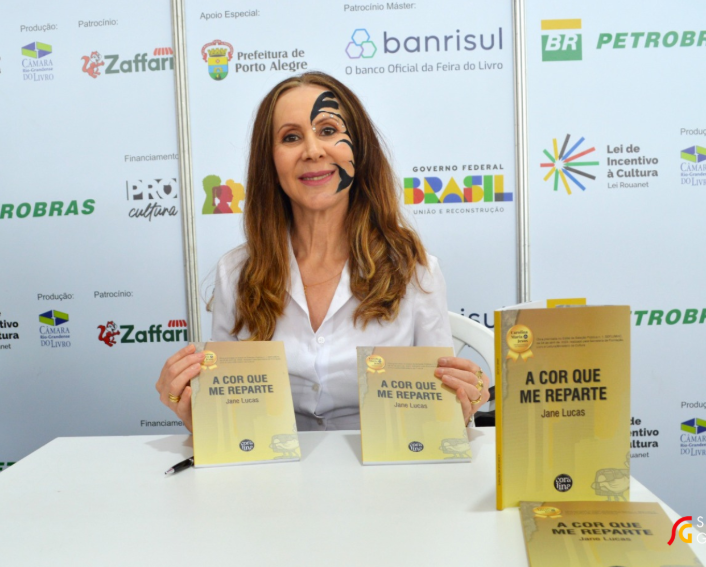 na-feira-do-livro-jane-lucas-lanca-obra-premiada