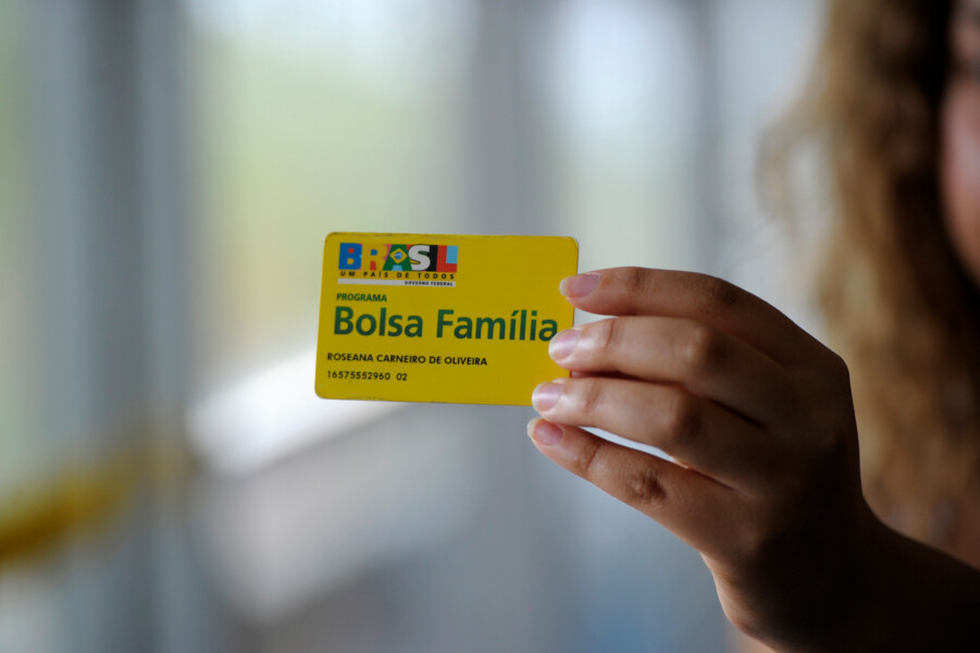 projeto-inclui-microsseguro-no-bolsa-familia