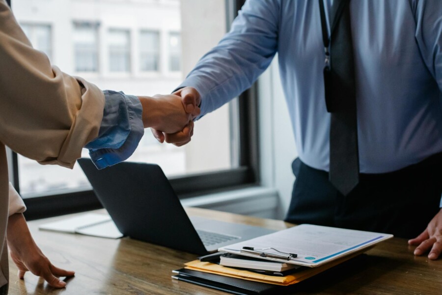 sete-em-cada-dez-profissionais-de-seguros-registraram-aumento