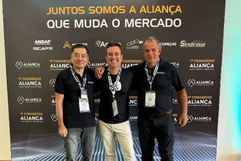 tokio-marine-patrocina-1-congresso-alianca-aftermarket-automotivo-na-automec-2025