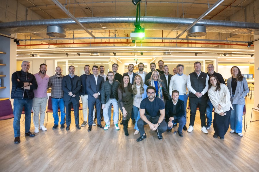 azos-promove-primeiro-encontro-com-corretores-do-comite-azos-partner