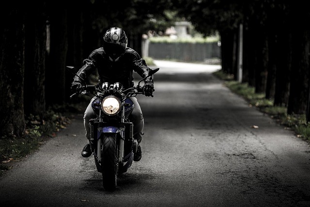 seguro-auto-e-moto-fecham-2025-no-menor-patamar-do-ano-com-trajetorias-distintas
