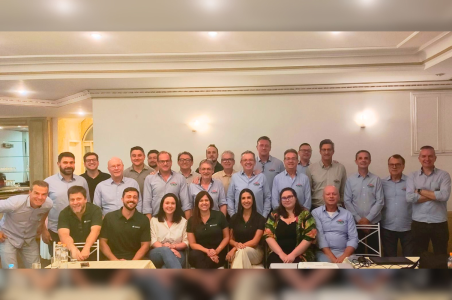 clubcor-vale-do-itajai-recebe-equipe-da-tokio-marine-para-encontro-com-corretores