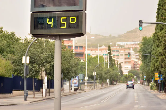 ondas-de-calor-de-2023-fizeram-disparar-acionamento-de-reparo-em-aparelhos-de-ar-condicionado-nas-empresas