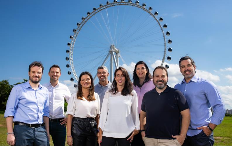 axa-celebra-recorde-e-r-14-bilhao-em-premios-emitidos-em-2022