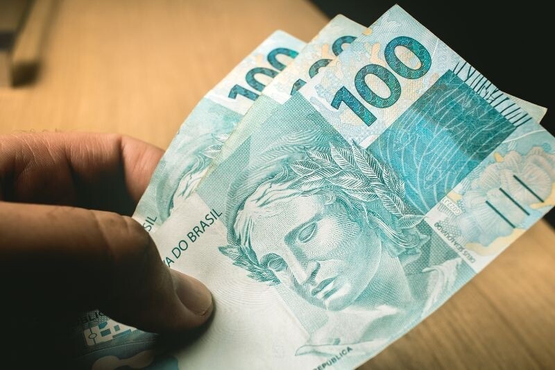 seguro-contra-inadimplencia-promete-limpar-multas-nome-sujo-e-juros-de-devedores