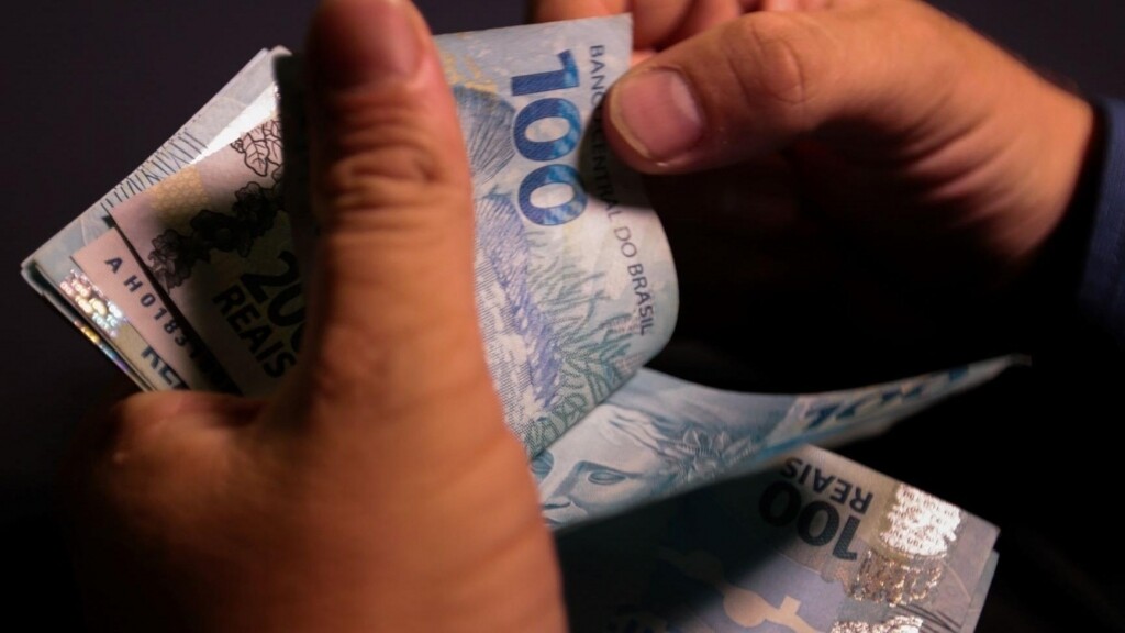 os-precos-dos-seguros-subiram-3245-nos-ultimos-12-meses-de-acordo-com-o-ipca