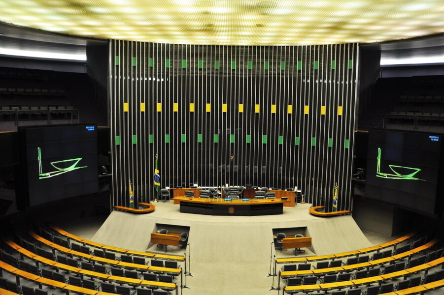 camara-aprova-projeto-que-obriga-planos-de-saude-a-cobrir-tratamentos-fora-do-rol-da-ans