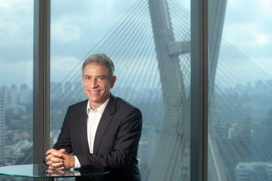 com-novas-parcerias-zurich-amplia-negocios-de-distribuicao-de-seguros