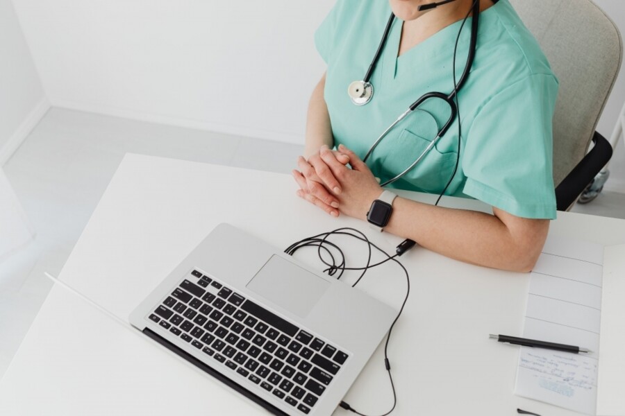 apos-a-covid-19-o-futuro-da-assistencia-medica-ficou-mais-proximo