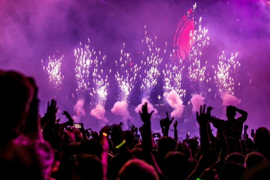 allianz-seguros-leva-240-corretores-para-shows-de-justin-bieber-e-coldplay-no-allianz-parque